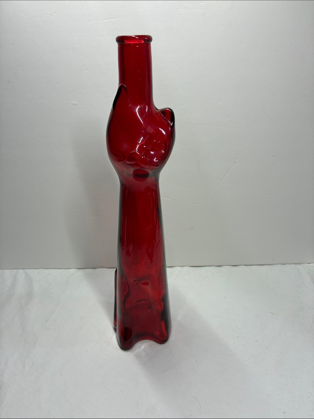 Vintage Happy  Cat wine bottle Red